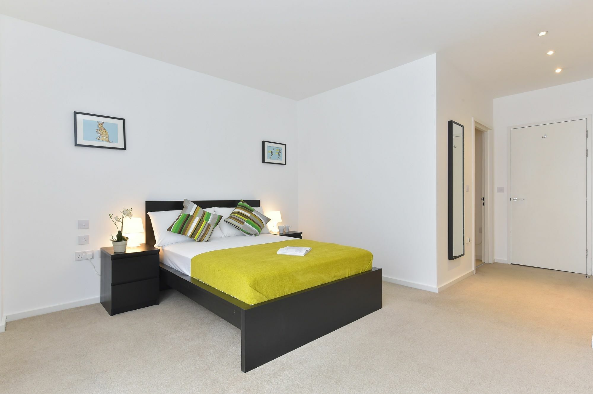 Tower Bridge Superior Apartments Лондон Екстер'єр фото
