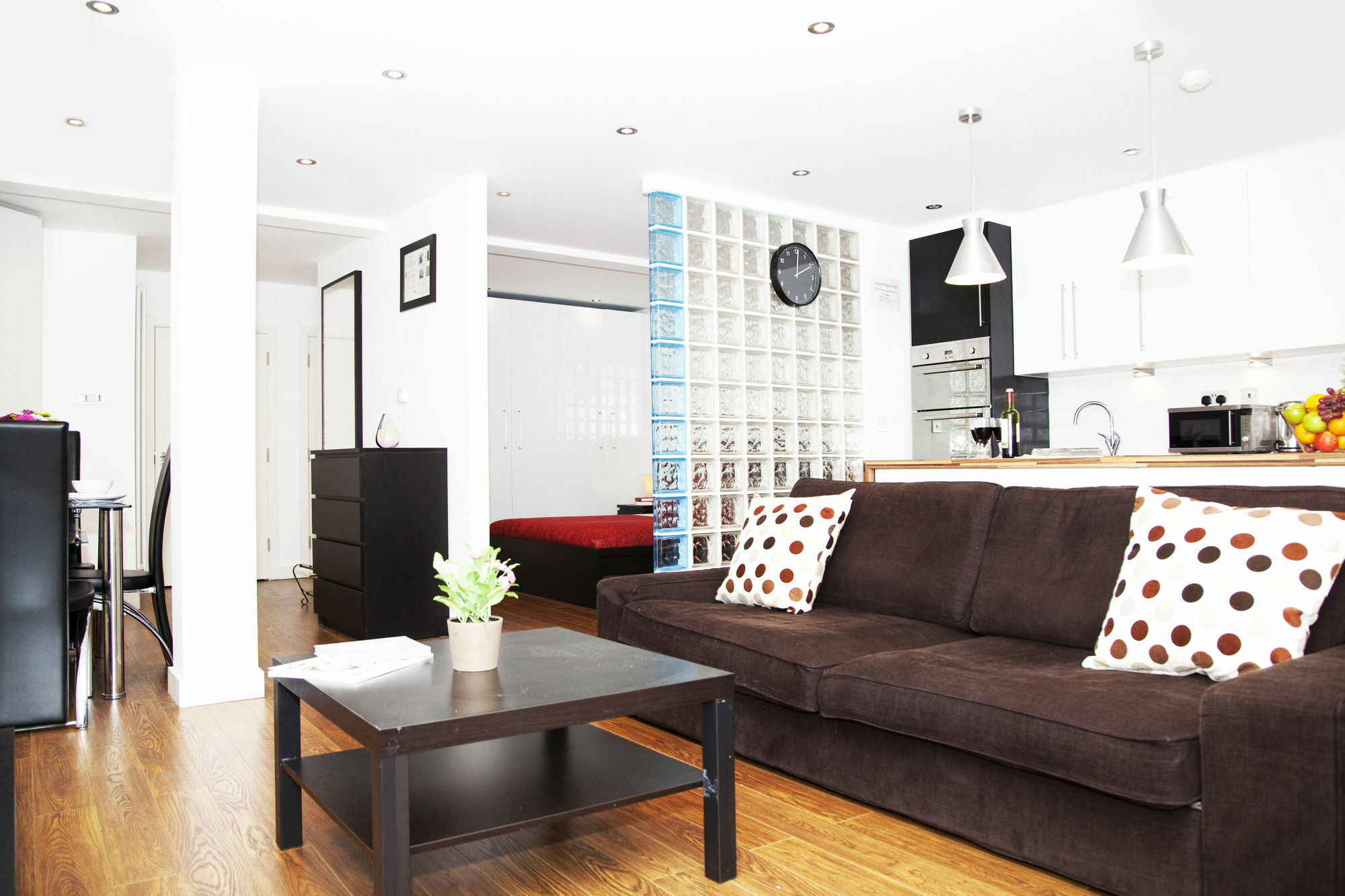 Tower Bridge Superior Apartments Лондон Екстер'єр фото