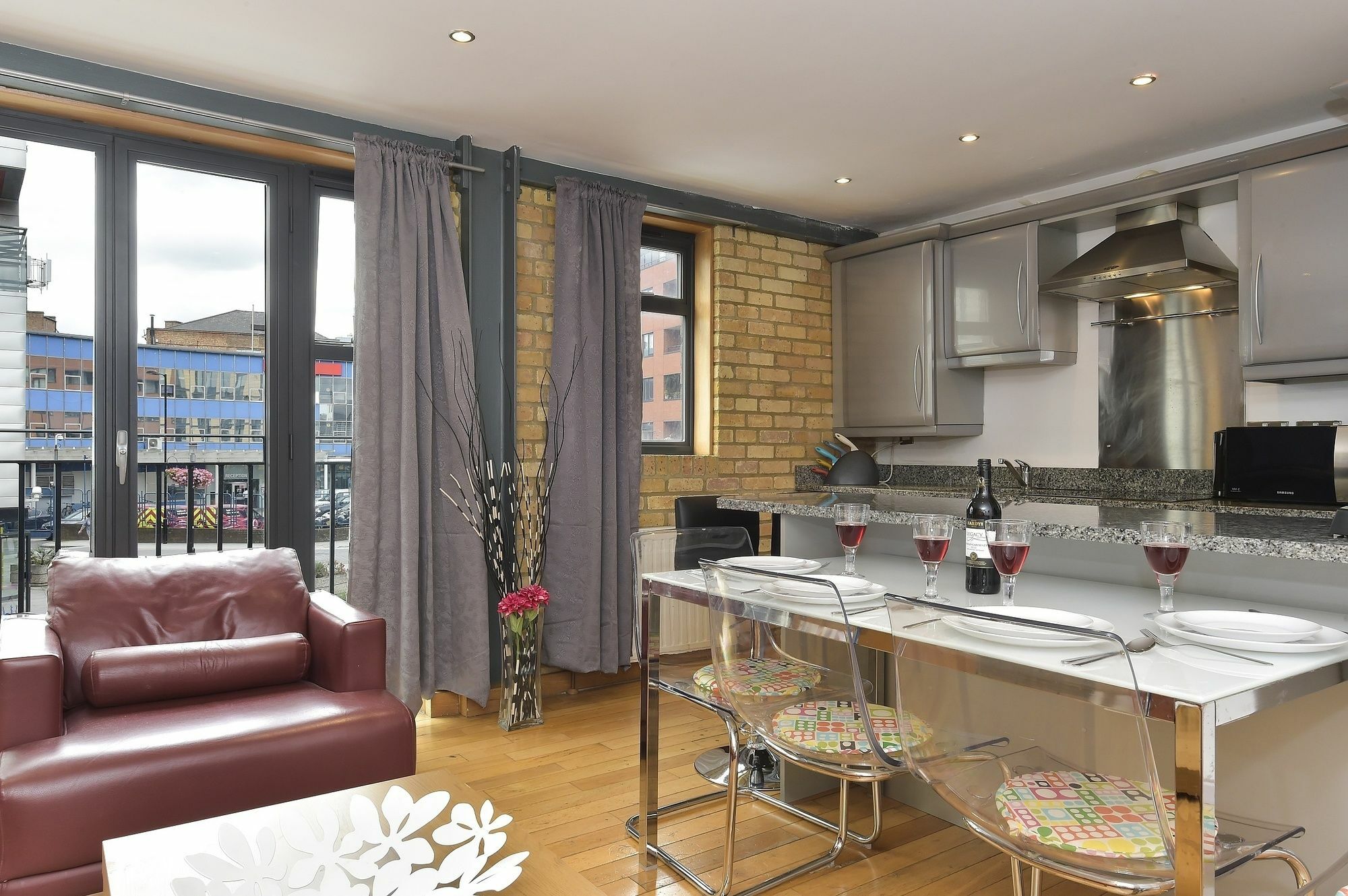 Tower Bridge Superior Apartments Лондон Екстер'єр фото