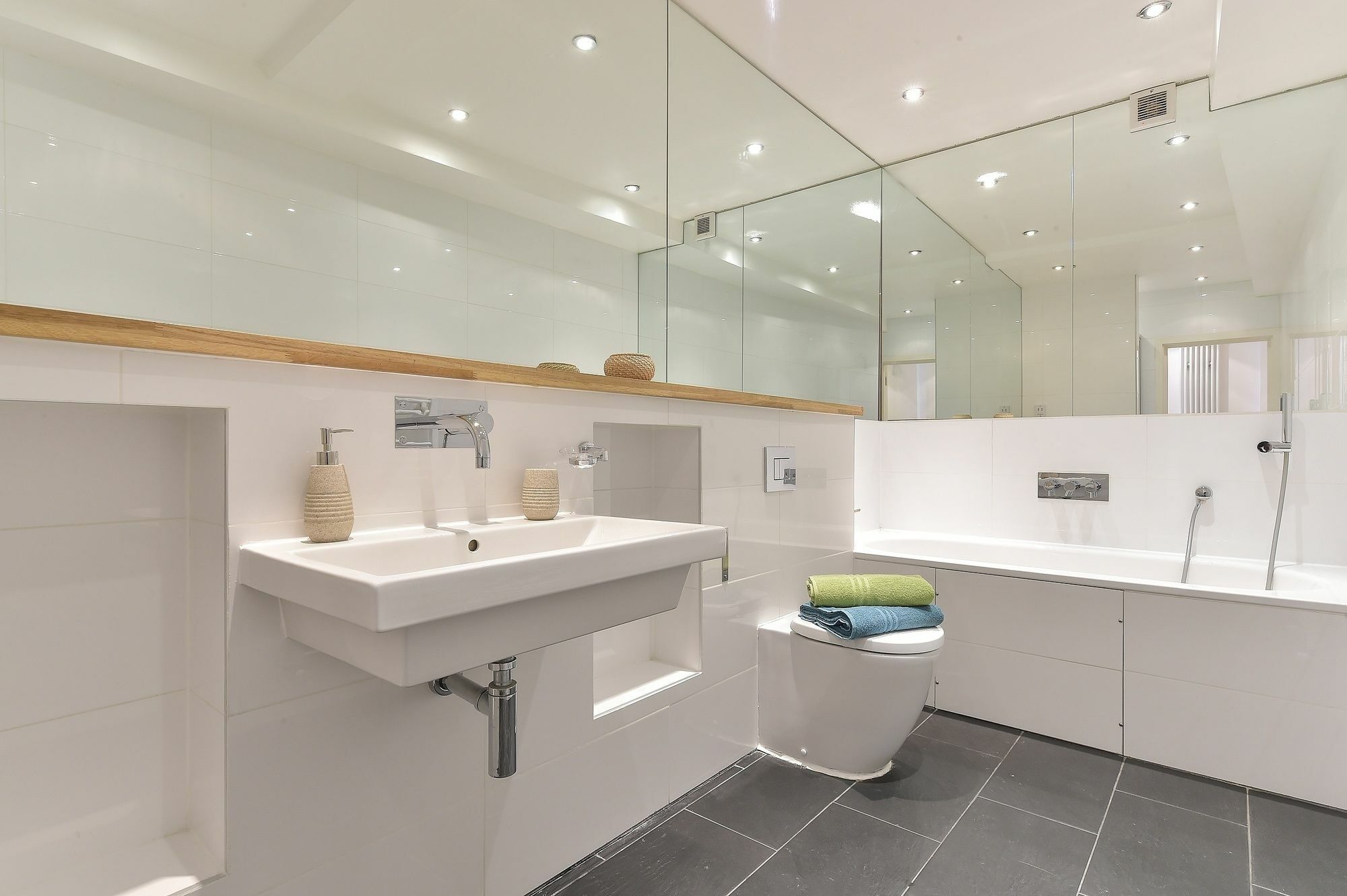 Tower Bridge Superior Apartments Лондон Екстер'єр фото