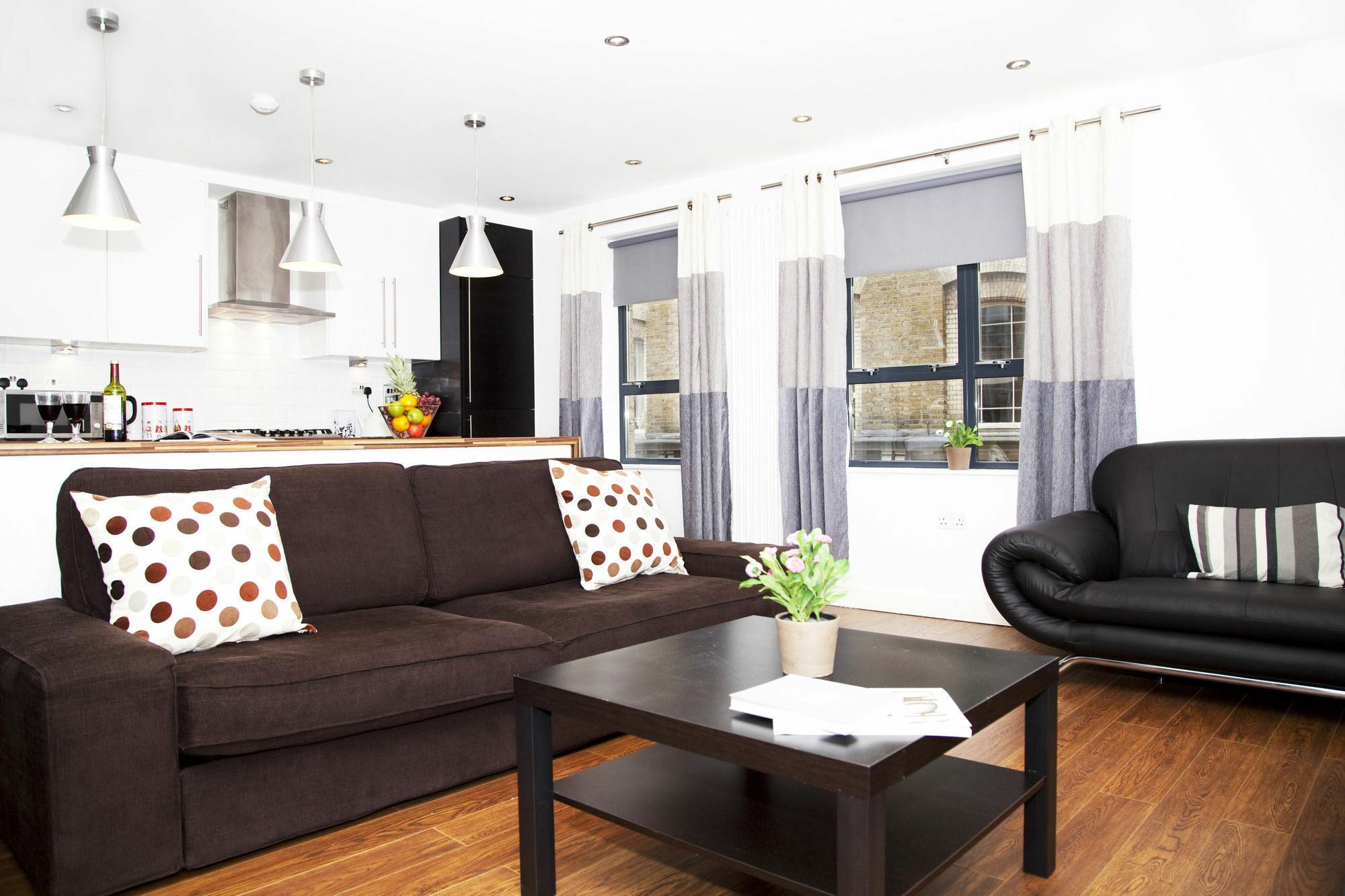Tower Bridge Superior Apartments Лондон Екстер'єр фото
